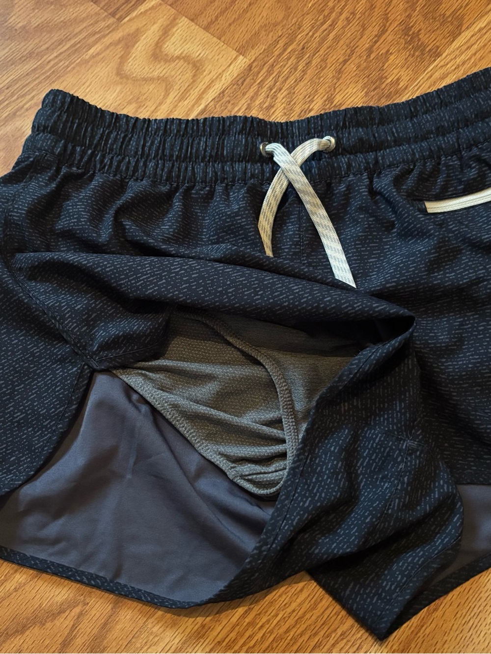 Vuori Black Athletic Running Shorts with Drawstring - Picture 5 of 7